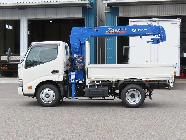 トヨタ ダイナ 2KG-XZU605(2WD)の写真4