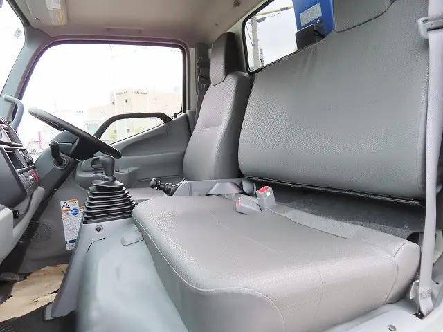 トヨタ ダイナ 2KG-XZU605(2WD)の写真12
