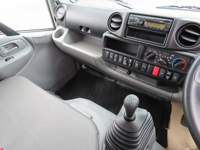 トヨタ ダイナ 2KG-XZU605(2WD)の写真14