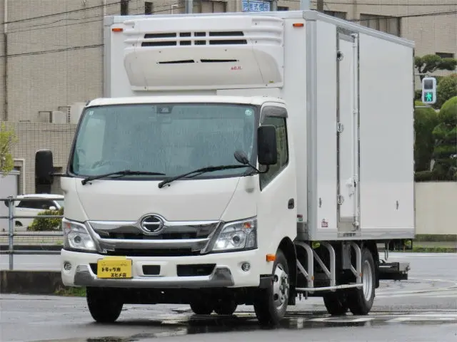 日野 デュトロ 2KG-XZU712M(2WD)の写真1