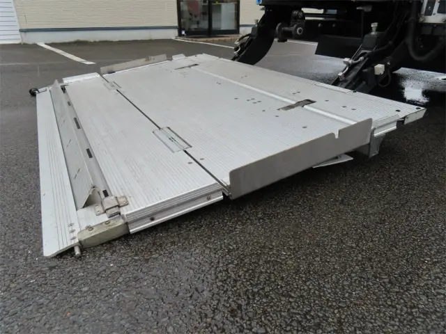 日野 デュトロ 2KG-XZU712M(2WD)の写真35