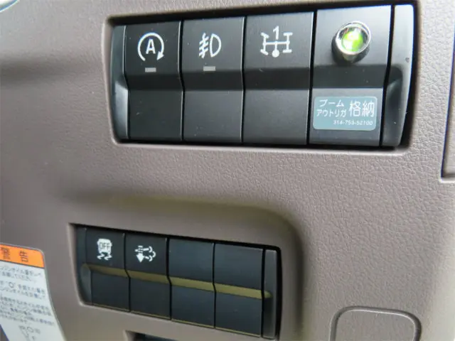 三菱 キャンター 2RG-FEA80(2WD)の写真17