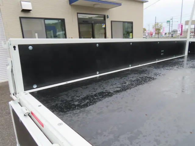 三菱 キャンター 2RG-FEA80(2WD)の写真26