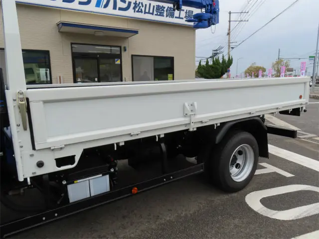 三菱 キャンター 2RG-FEA80(2WD)の写真29