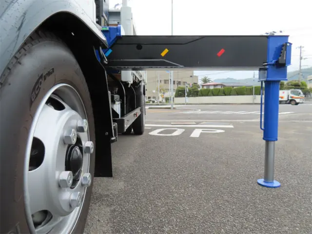 三菱 キャンター 2RG-FEA80(2WD)の写真34