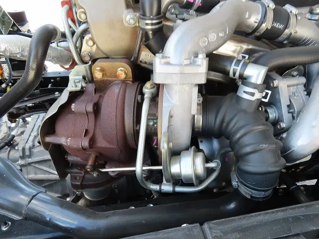 いすゞ フォワード SPG-FSR90S2(2WD)の写真37