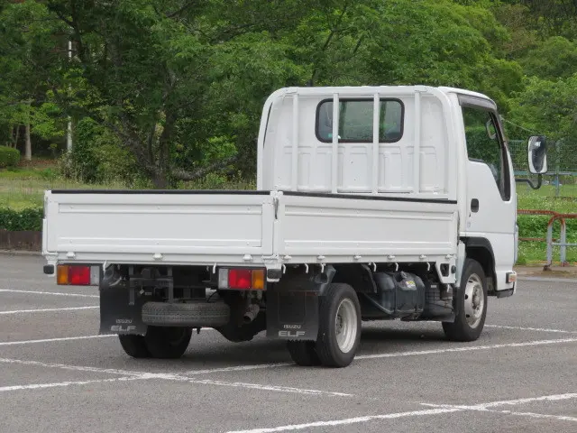 いすゞ エルフ TKG-NHR85A(2WD)の写真3