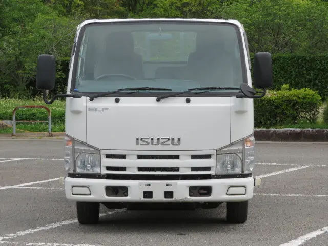 いすゞ エルフ TKG-NHR85A(2WD)の写真6