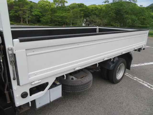 いすゞ エルフ TKG-NHR85A(2WD)の写真27