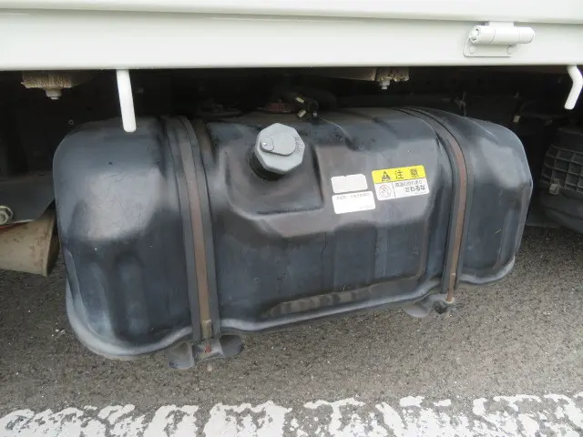 いすゞ エルフ TKG-NHR85A(2WD)の写真44