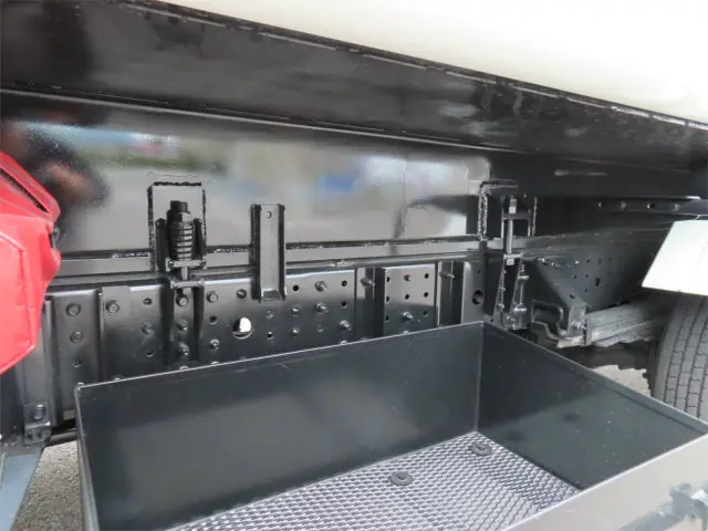三菱 キャンター 2RG-FEAV0(2WD)の写真45