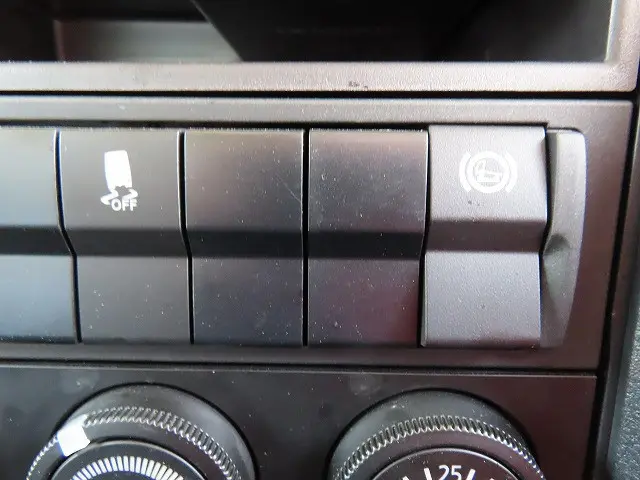 三菱 ファイター 2KG-FK65F(2WD)の写真16