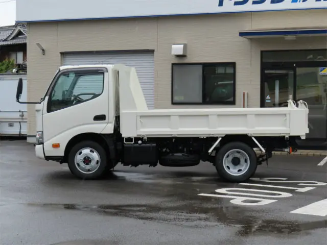 日野 デュトロ 2DG-XZU675T(4WD)の写真4