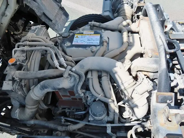 いすゞ フォワード 2RG-FRR90S2(2WD)の写真5