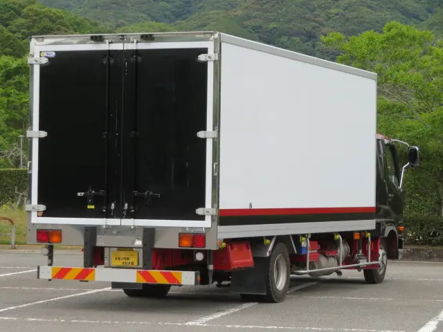 三菱 ファイター 2KG-FK65F(2WD)の写真2