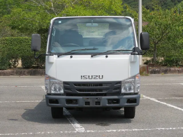 いすゞ エルフ TPG-NKR85AN(2WD)の写真6