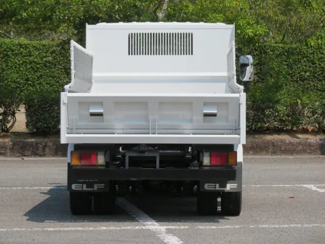 いすゞ エルフ TPG-NKR85AN(2WD)の写真8
