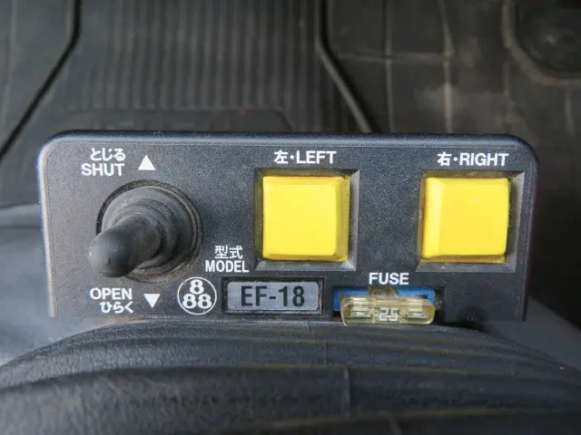 いすゞ エルフ TPG-NKR85AN(2WD)の写真22