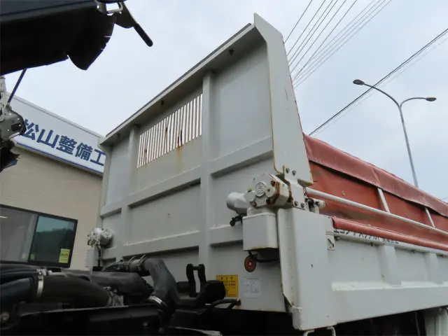 いすゞ エルフ TPG-NKR85AN(2WD)の写真31