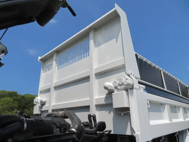 いすゞ エルフ TPG-NKR85AN(2WD)の写真32