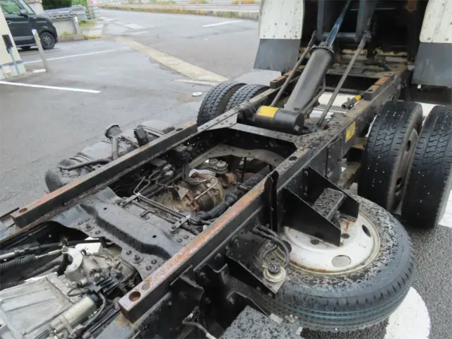 いすゞ エルフ TPG-NKR85AN(2WD)の写真46