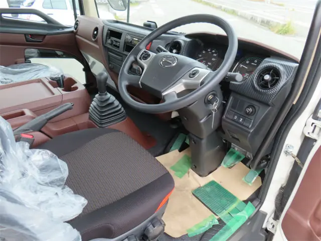 日野 レンジャー 2PG-FC2ABA(2WD)の写真8