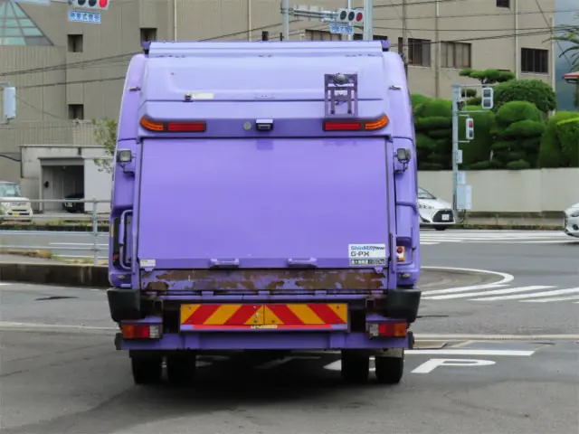 いすゞ フォワード TKG-FRR90S2(2WD)の写真8