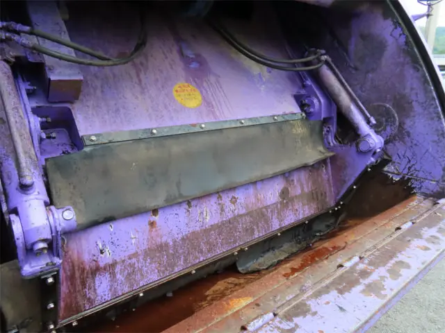いすゞ フォワード TKG-FRR90S2(2WD)の写真16