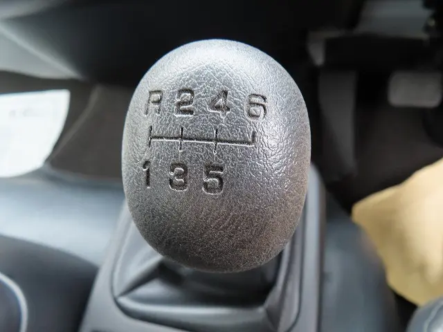 三菱 ファイター 2KG-FK72F(2WD)の写真20