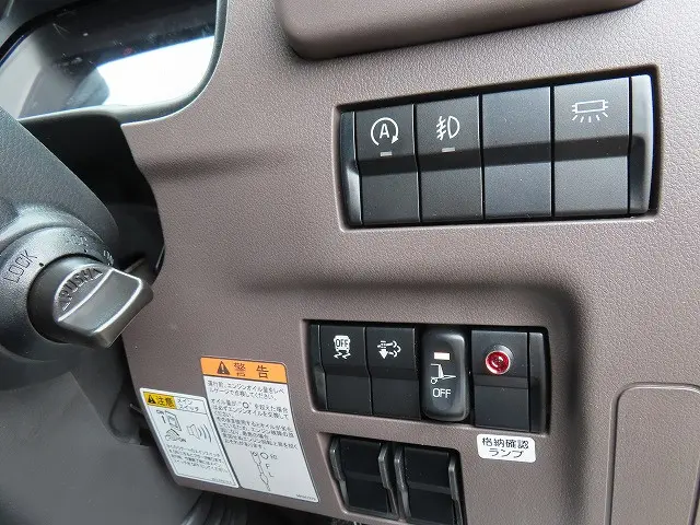 三菱 キャンター 2RG-FEB80(2WD)の写真15