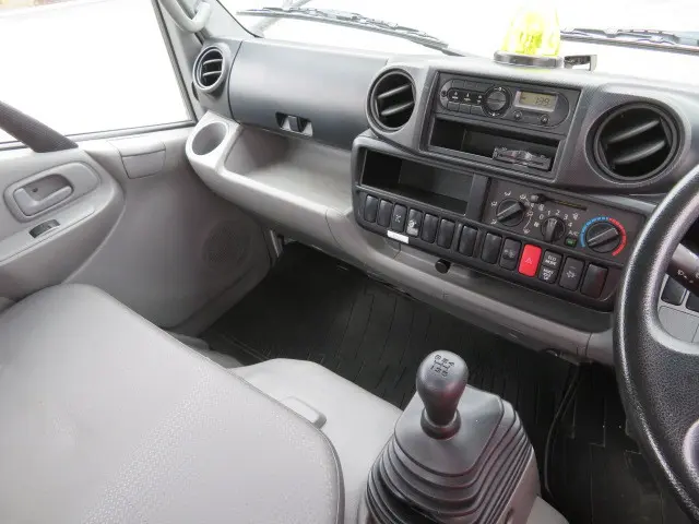 日野 デュトロ TKG-XZU650M(2WD)の写真15