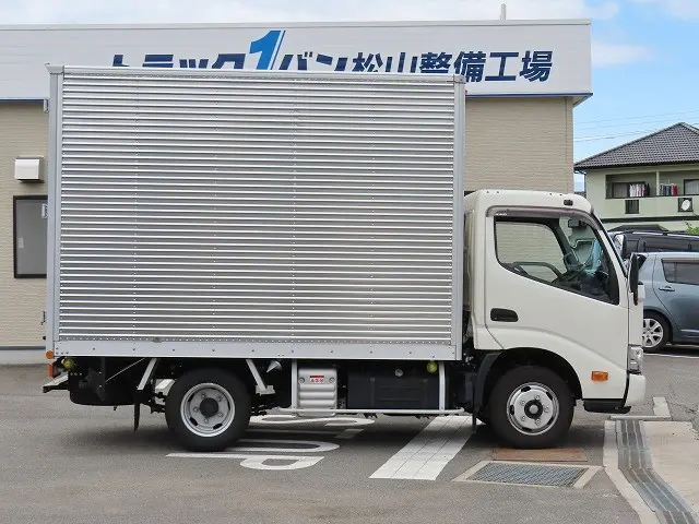 日野 デュトロ 2KG-XZC605M(2WD)の写真4