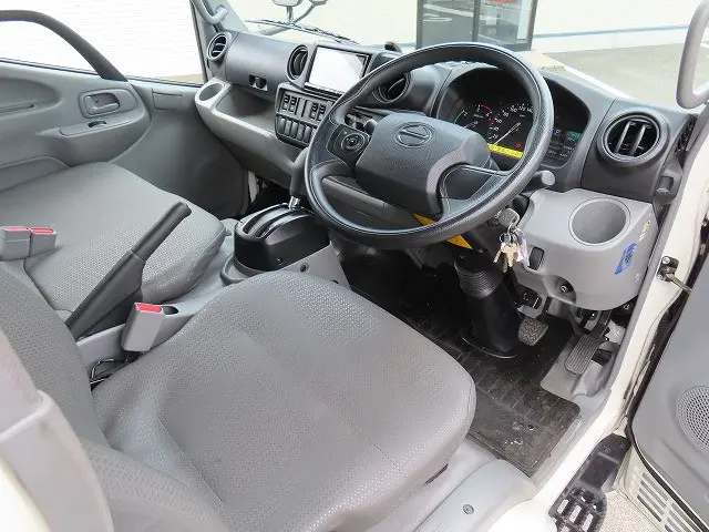 日野 デュトロ 2KG-XZC605M(2WD)の写真10