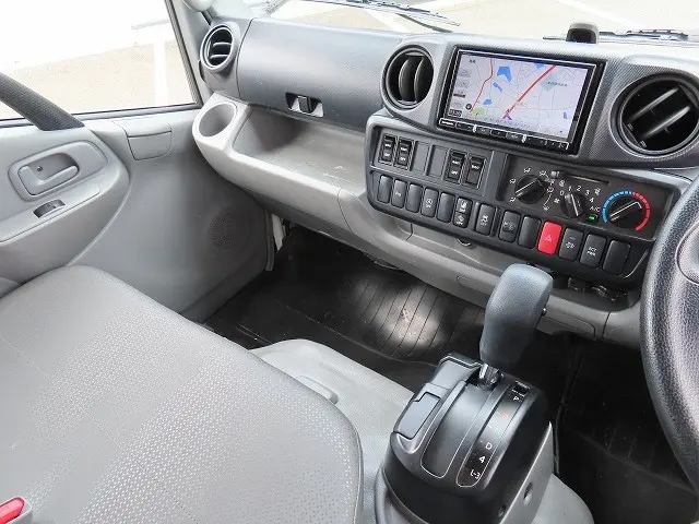 日野 デュトロ 2KG-XZC605M(2WD)の写真14