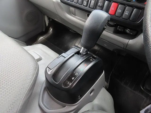 日野 デュトロ 2KG-XZC605M(2WD)の写真19