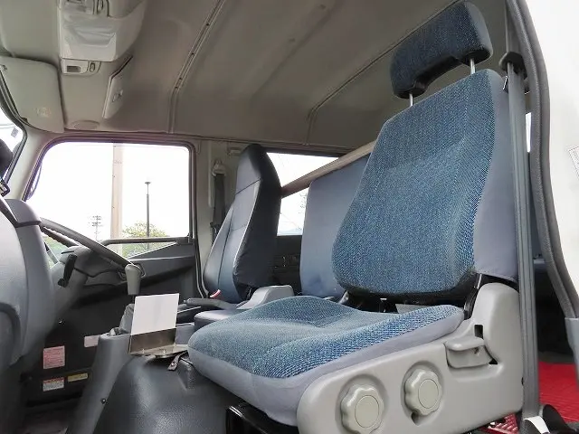 三菱 ファイター PA-FK61FX(2WD)の写真10