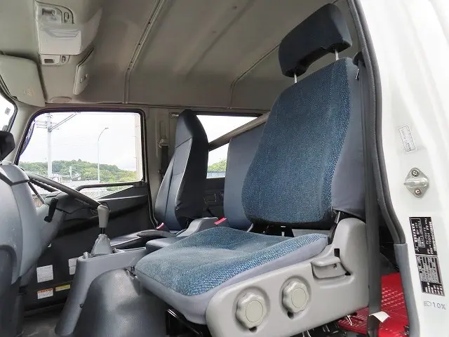 三菱 ファイター PA-FK61FX(2WD)の写真10