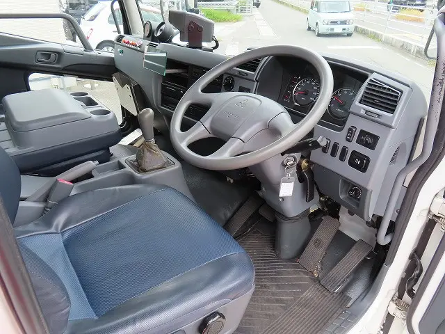 三菱 ファイター PA-FK61FX(2WD)の写真9