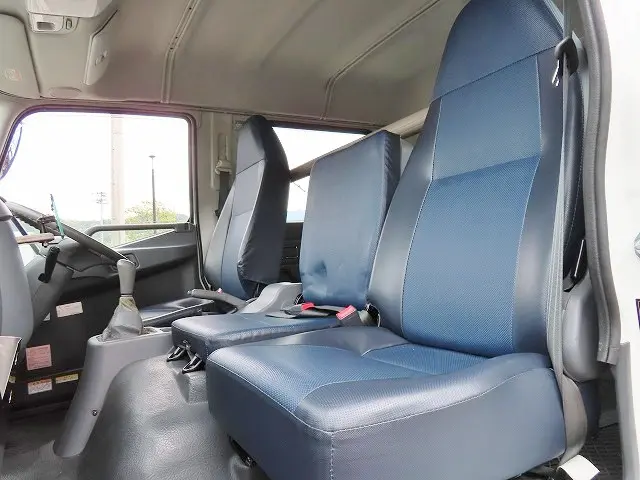 三菱 ファイター PA-FK61FX(2WD)の写真10