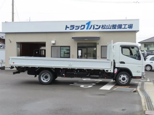 三菱 キャンター 2WG-XZU713M(2WD)の写真4