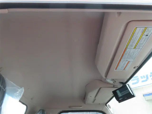三菱 キャンター 2WG-XZU713M(2WD)の写真25