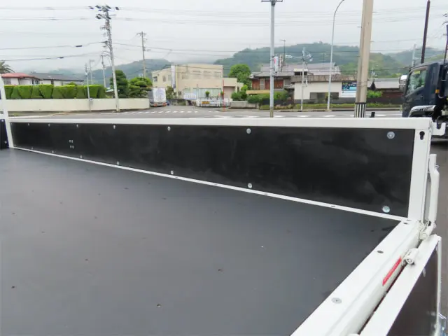 三菱 キャンター 2WG-XZU713M(2WD)の写真29