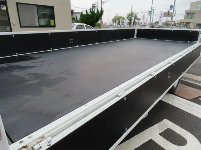三菱 キャンター 2WG-XZU713M(2WD)の写真31