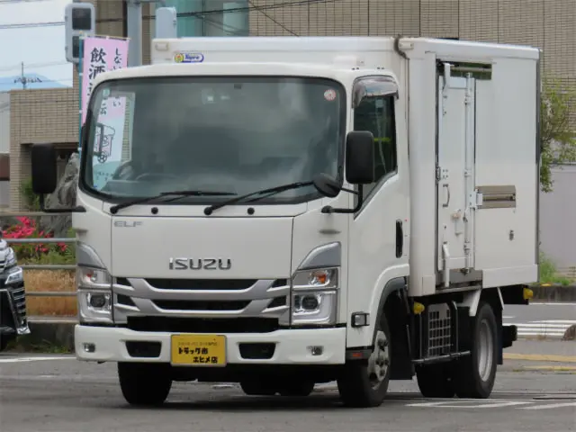 いすゞ エルフ 2RG-NLR88AN(2WD)の写真1