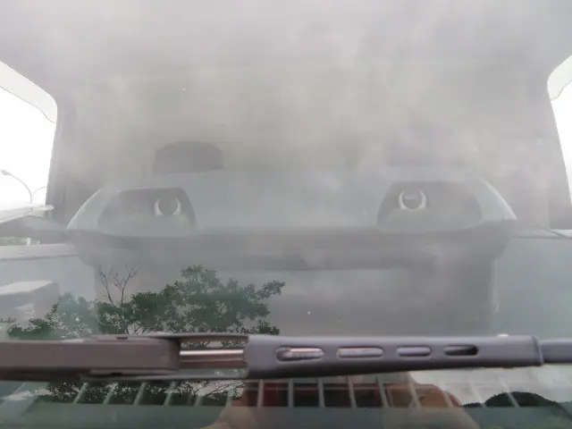 いすゞ エルフ 2RG-NLR88AN(2WD)の写真25