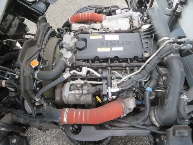 いすゞ エルフ 2RG-NLR88AN(2WD)の写真40