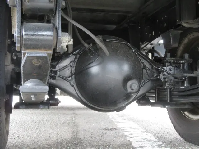 いすゞ エルフ 2RG-NLR88AN(2WD)の写真49