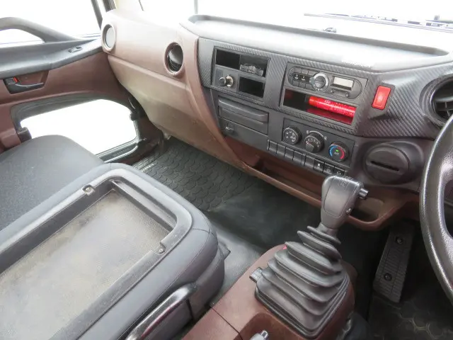 日野 レンジャー 2KG-FC2ABA(2WD)の写真14