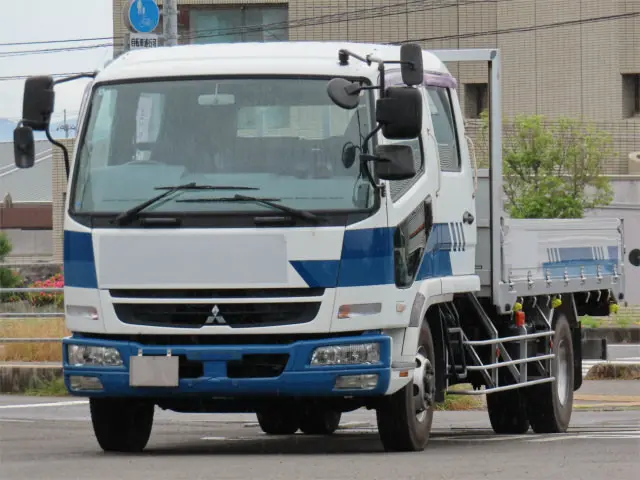 三菱 ファイター PA-FK61FX(2WD)の写真1