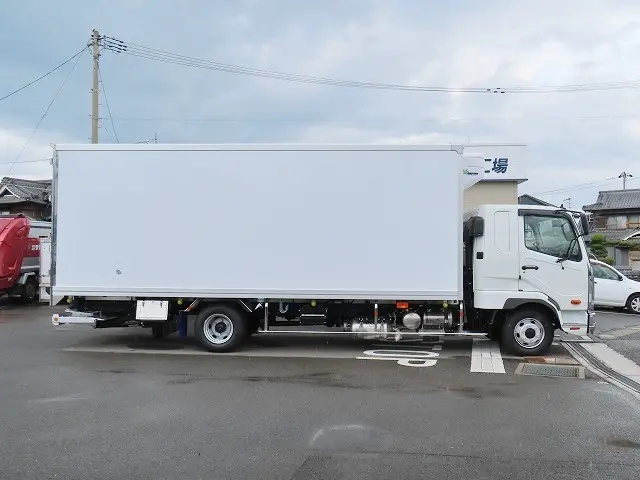 三菱 ファイター 2KG-FK65F(2WD)の写真5